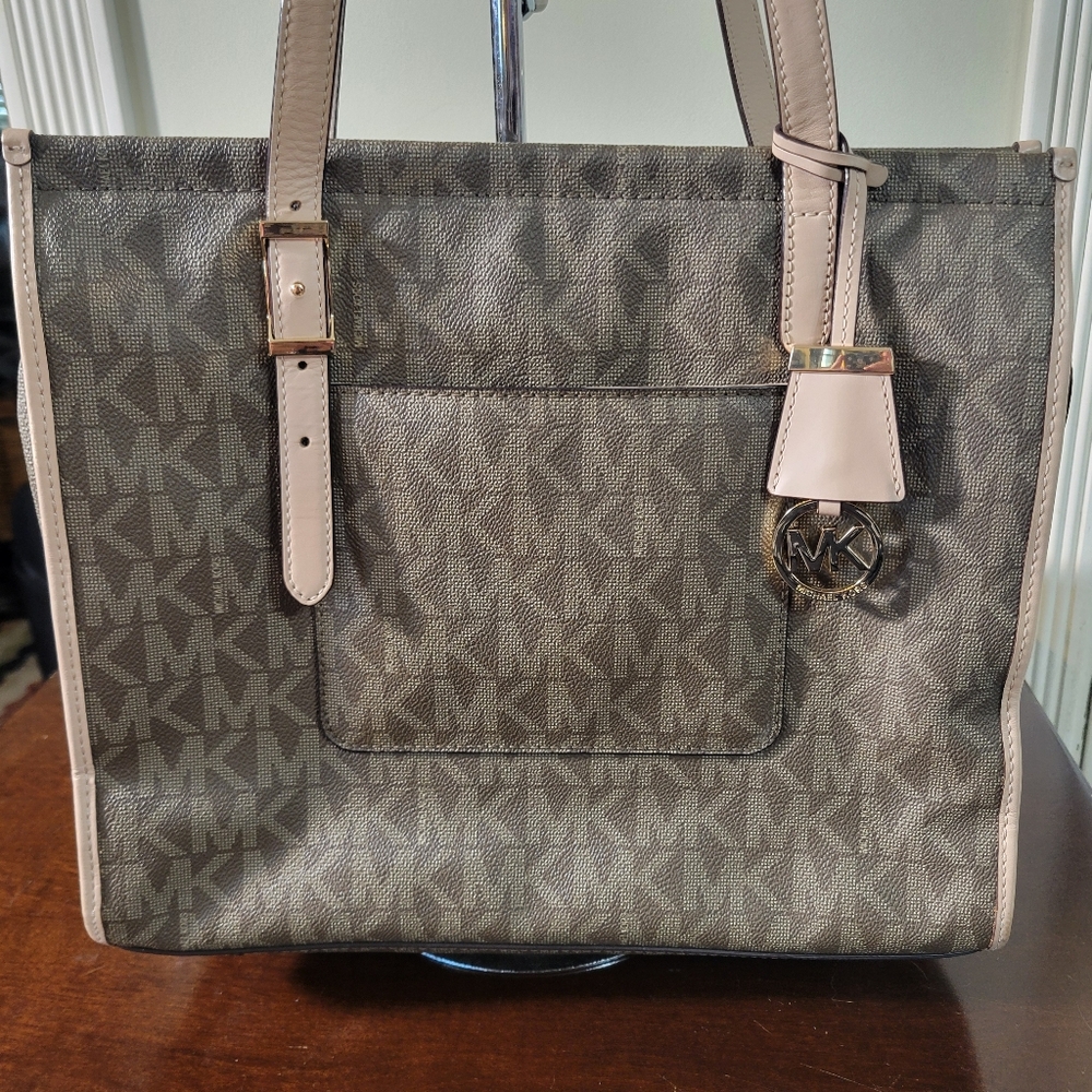 Michael Kors Gray Signature Tote Bag